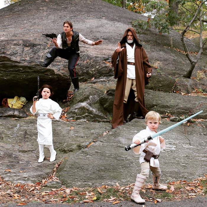 Neil Patrick Harris Just Unveiled His Family's 2017 Halloween Cosplay, And It's Even Better Than Last Year