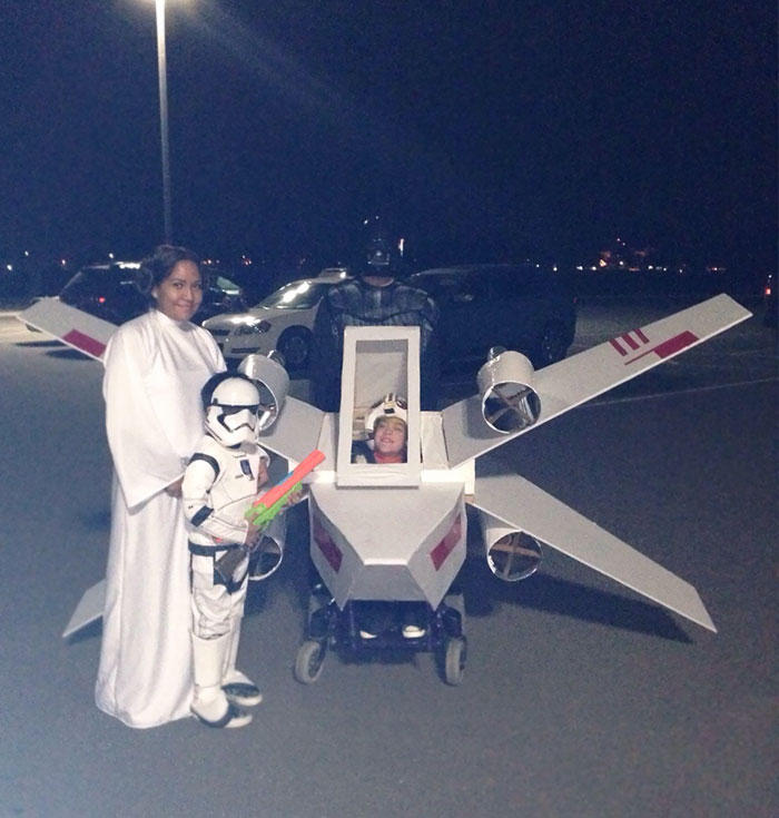 I Made A X Wing Costume For My Daughter In A Wheelchair