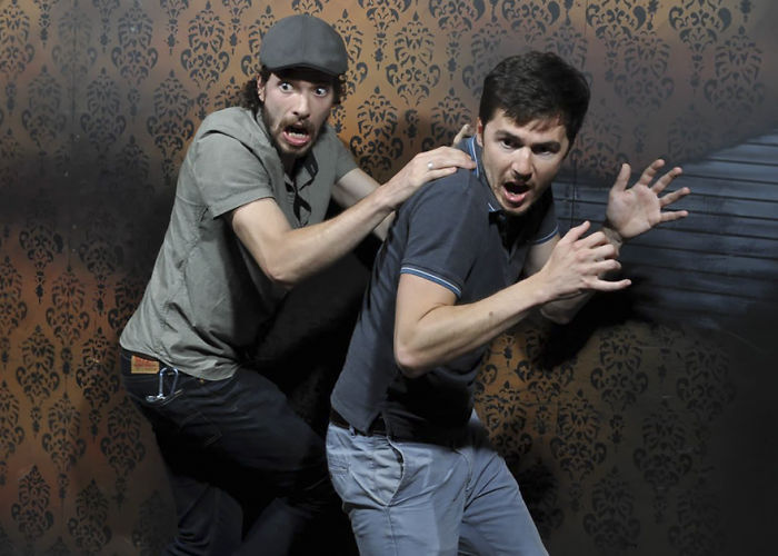 100 Hysterical Moments When People Got Scared To Death At A Haunted House, Caught By A Secret Cam