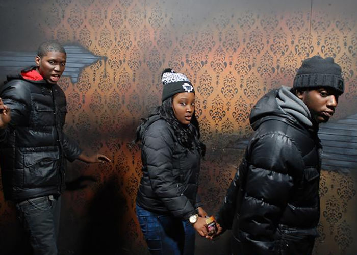 100 Hysterical Moments When People Got Scared To Death At A Haunted House, Caught By A Secret Cam