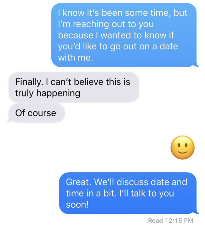 How to Ask a Girl Out Over Text