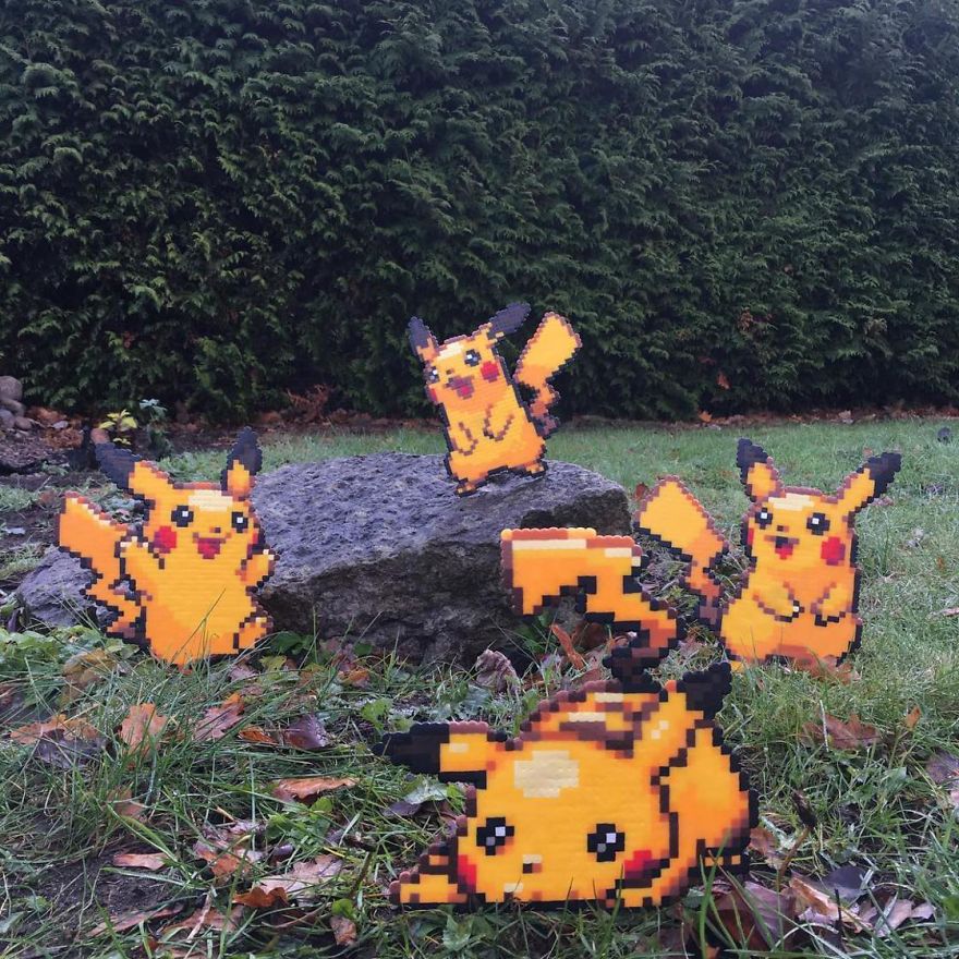 Artist Mixes Pixel Art With Reality And The Result Was Really Fun