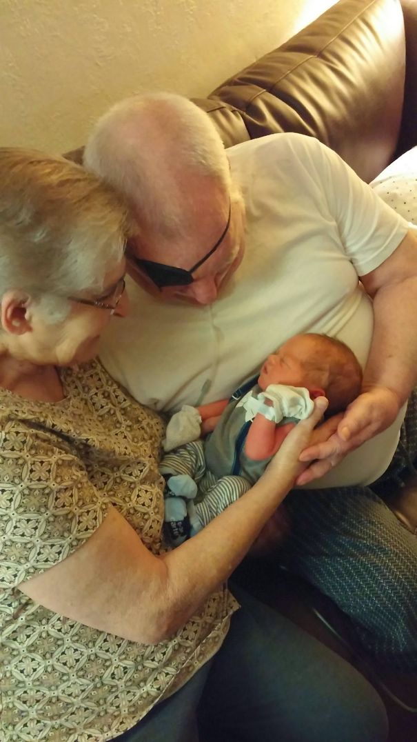 80 Year Old Great-Granparents Meet Their 9th Great-Grankid.