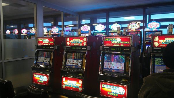 At Las Vegas' Airport, You Can Gamble While You Wait For Your Delayed Flight