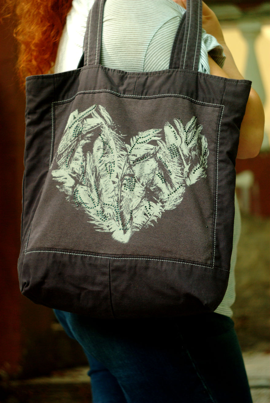 Upcycling Can Be Fun.
upcycled Goods Can Be Beautiful. Upcycling Can Be Fun.
upcycled Goods Can Be Beautiful.