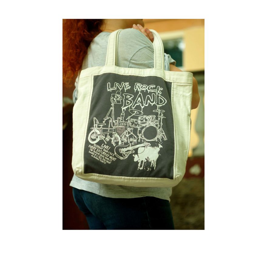 Upcycling Can Be Fun.
upcycled Goods Can Be Beautiful. Upcycling Can Be Fun.
upcycled Goods Can Be Beautiful.