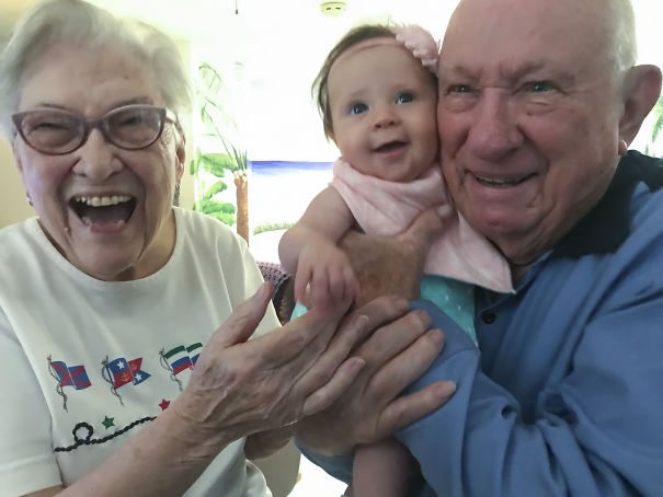 90+ Year Old Great Grandparents Meet 4 Month Old
