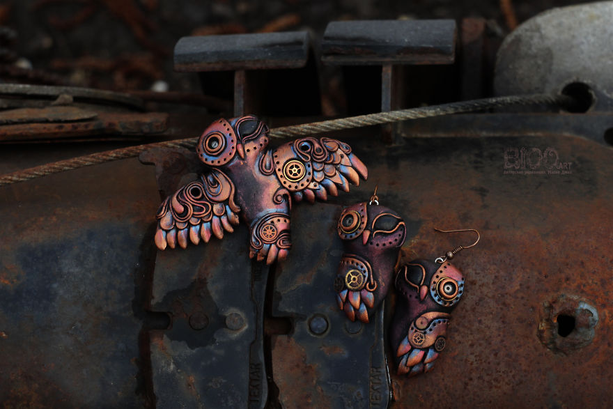 Pendant And Earrings "Owl Mechanoid".