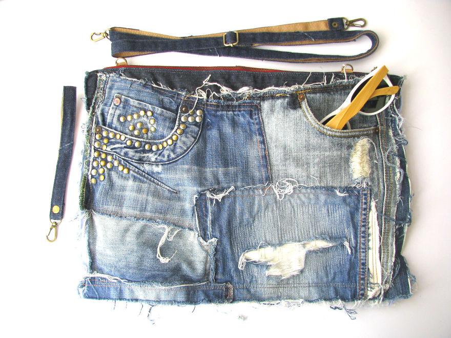 Upcycling Can Be Fun.
upcycled Goods Can Be Beautiful. Upcycling Can Be Fun.
upcycled Goods Can Be Beautiful.