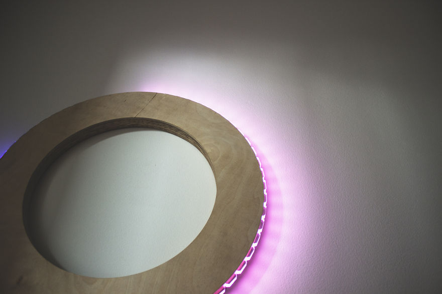 Tiko - A Modern Clock, Tailored To Your Interior
