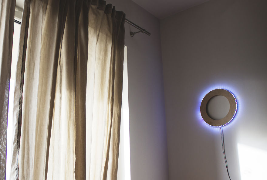 Tiko - A Modern Clock, Tailored To Your Interior