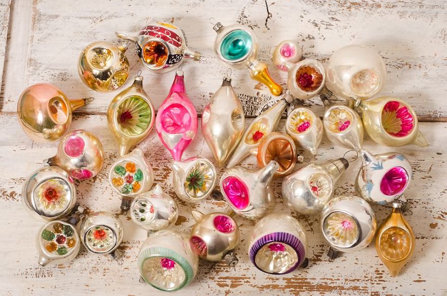 Vintage Ornaments For Real Christmas Spirit.