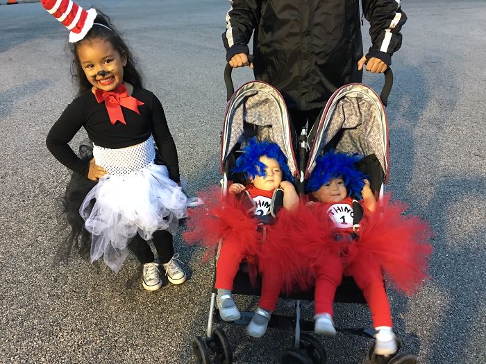 Cat In The Hat With Thing 1 & Thing 2