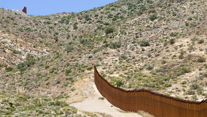 Cards Against Humanity Bought A Piece Of US-Mexico Border So Trump Can't Build His Wall, And Here's How