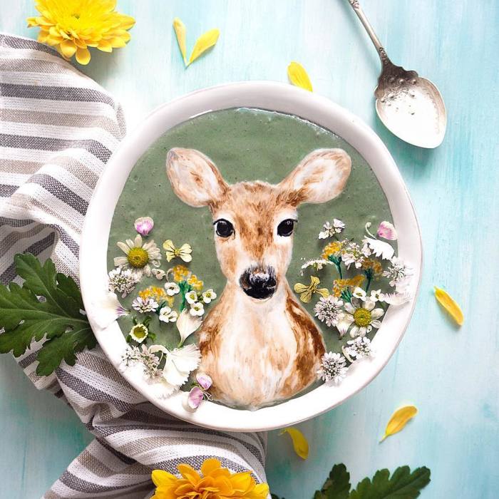 Woman Paints On Her Smoothie Bowls Using Natural Ingredients And The Result Is Too Pretty To Eat