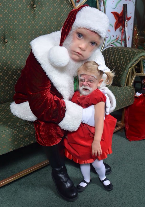 Face Swapped My Cousin's Santa Pics. Was Not Disappointed
