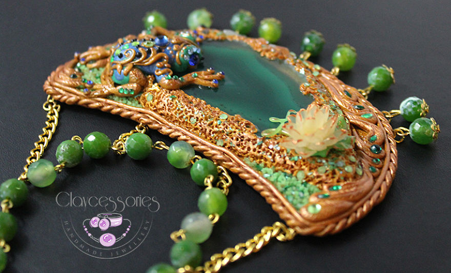 I Use Polymer Clay And Natural Stones To Create Art Nouveau Vintage Jewellery!