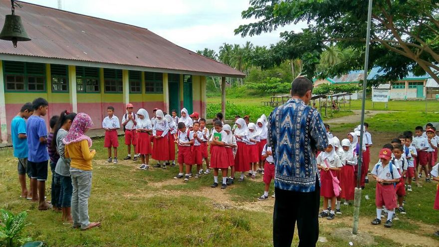These Indonesian Students Amaze Us With Their Spirit, Proving How Amazing An Opportunity Can Be