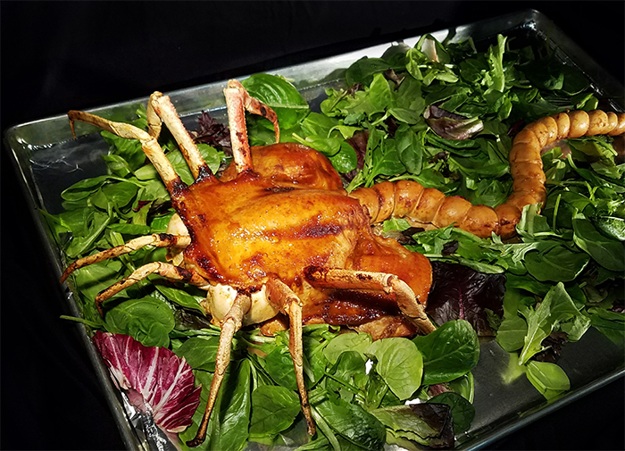 Woman Makes Edible Roasted Alien Facehugger, And Now She’s “Not Allowed To Make It For Thanksgiving”