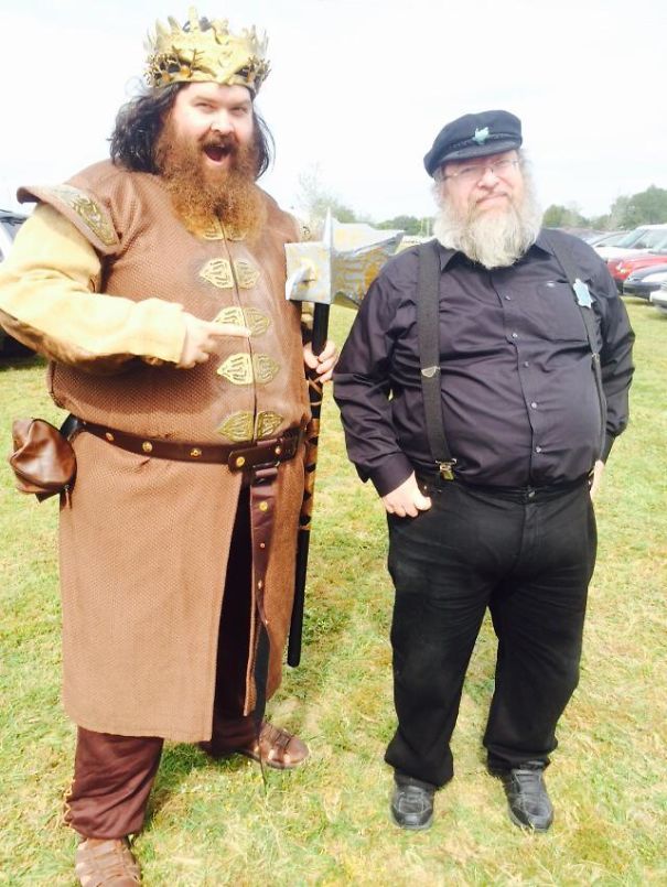 A Friend Of Mine Does Cosplay As Robert Baratheon. He Ran Into Another Cosplayer Today. I Think They Both Nailed It