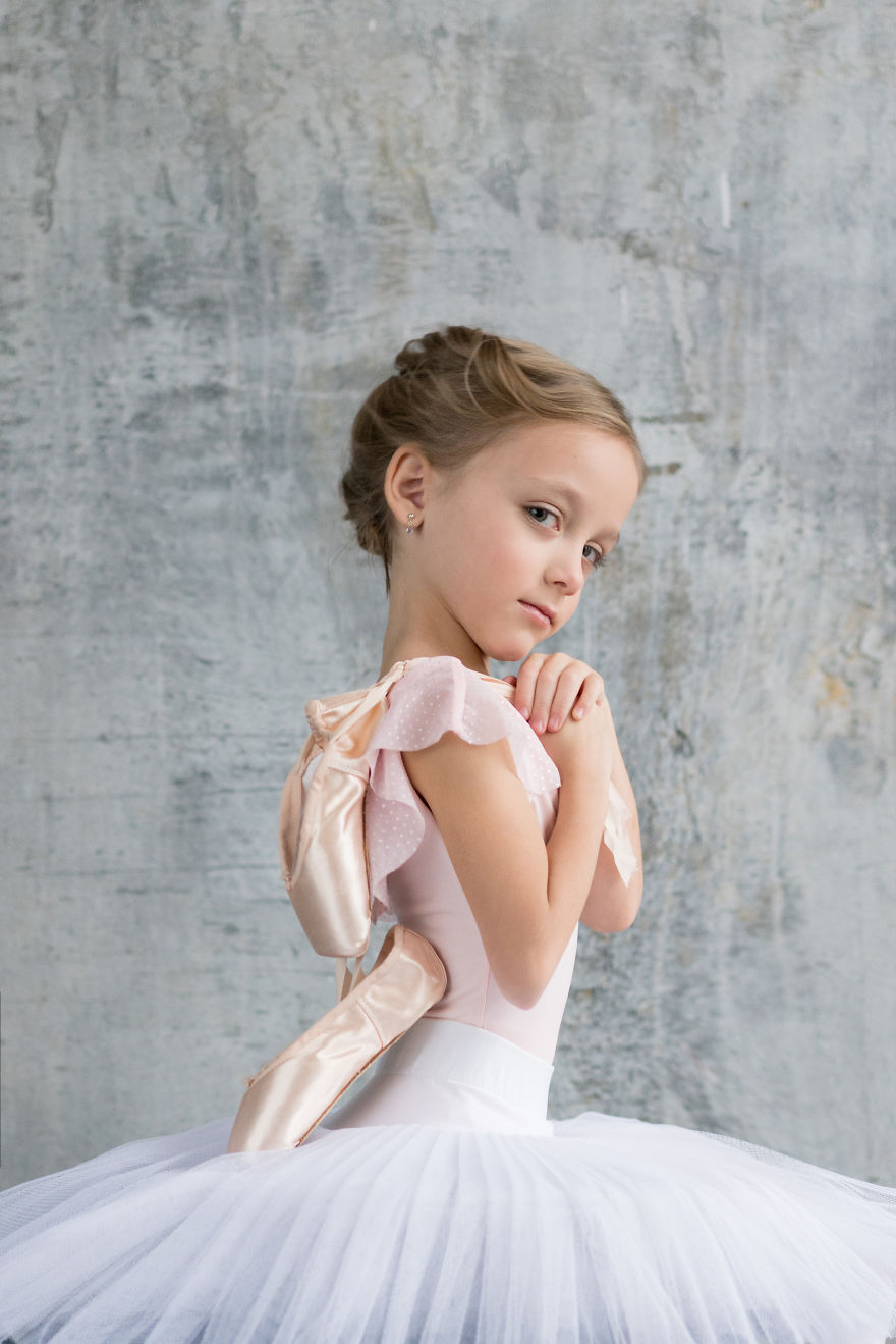 Nice Photoshoot Of A Young Ballerina By Darian Volkova