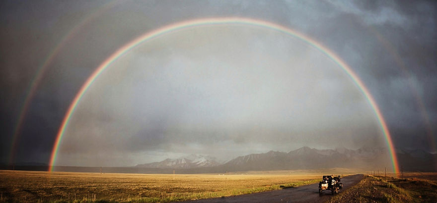 Cel mai frumos Rainbow Ne-am văzut vreodată, în Kârgâzstan