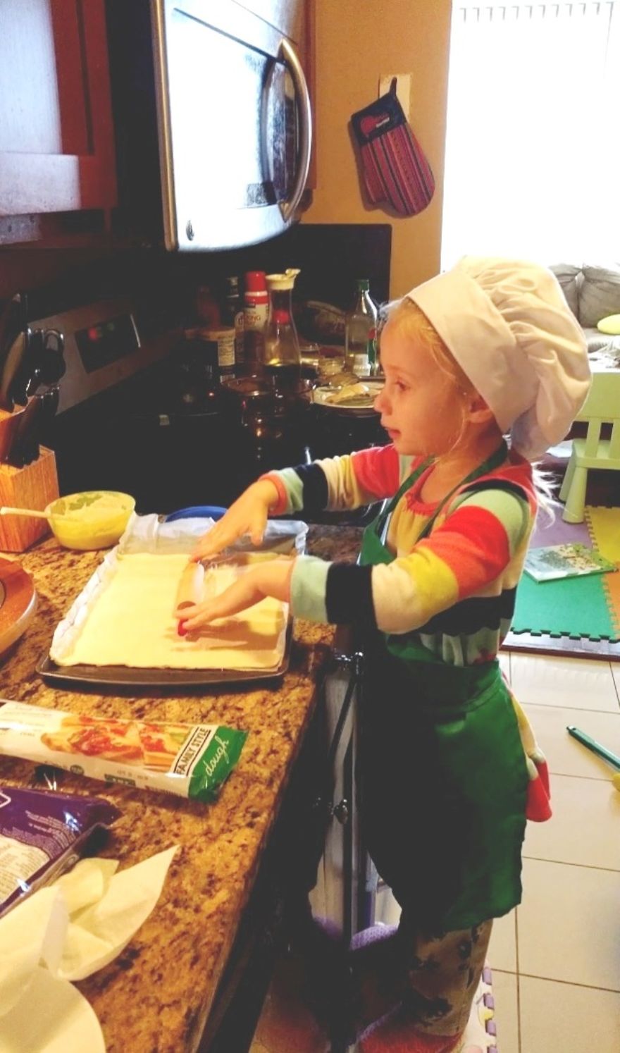 It's Important To Sing "Pat A Cake" While Making Pizza.