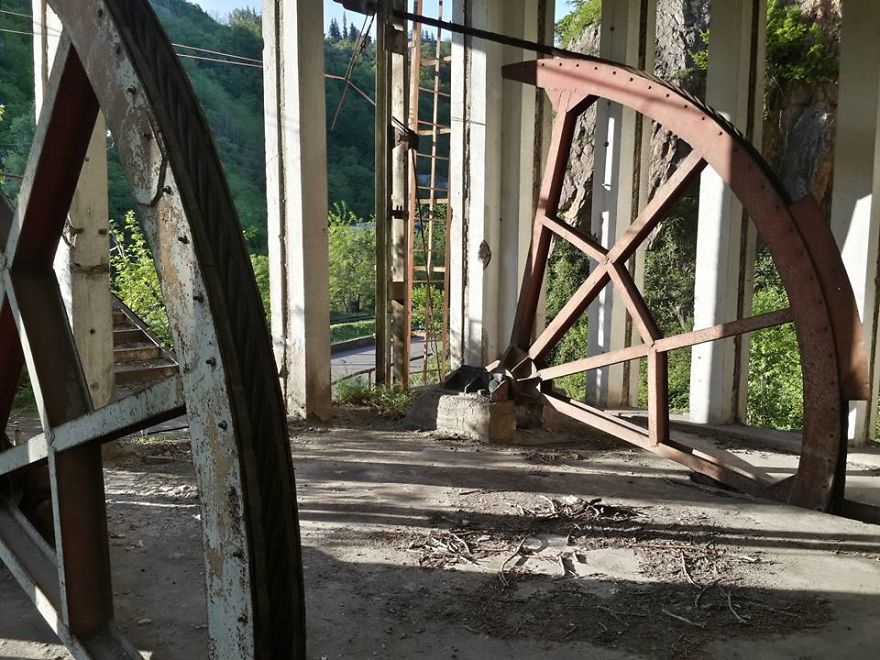 Strangely Attractive Places In Georgia