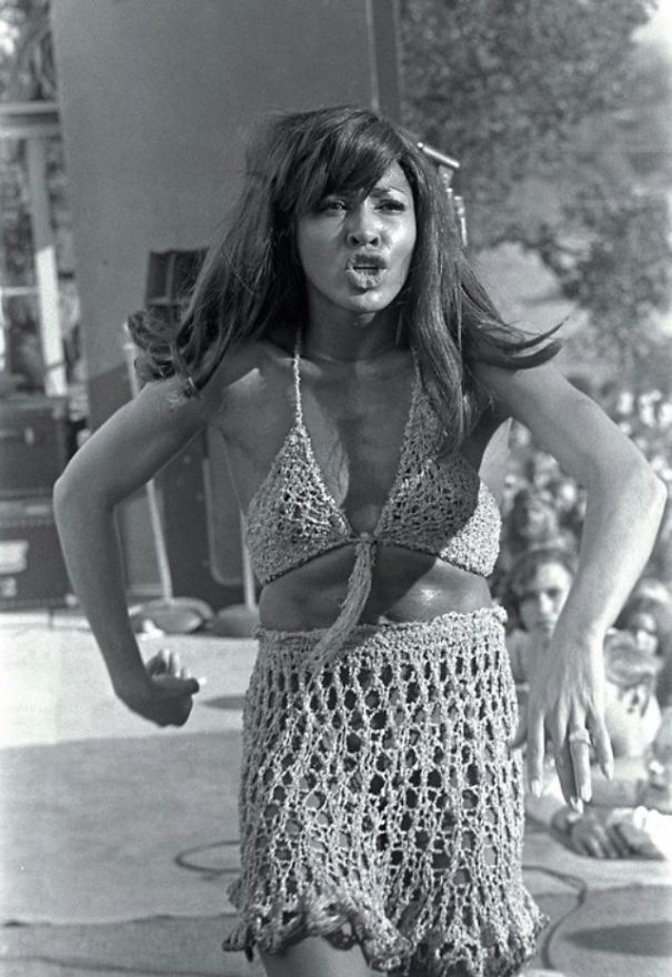 Well Before Beyoncé , There Was A Diva Who Left The Fans Crazy: Tina Turner! Well Before Beyoncé , There Was A Diva Who Left The Fans Crazy: Tina Turner!