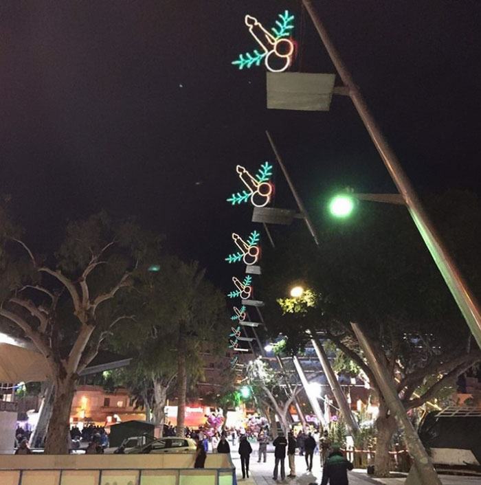 These Christmas Street "Candle" Lights