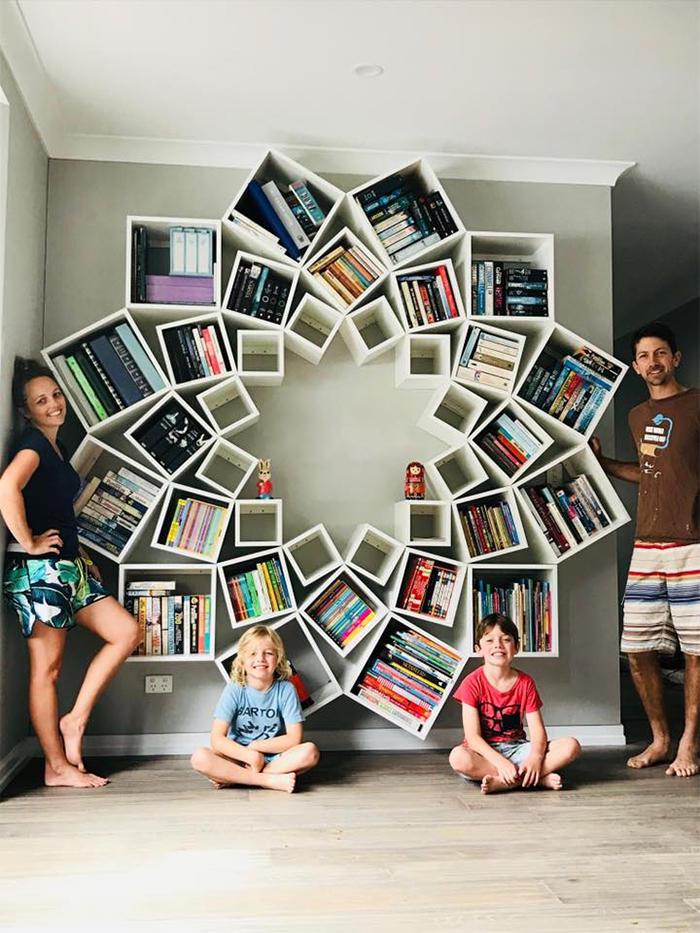 Couple Saw This DIY Bookshelf Design Online, But They Had No Idea It Would Turn Out So Good