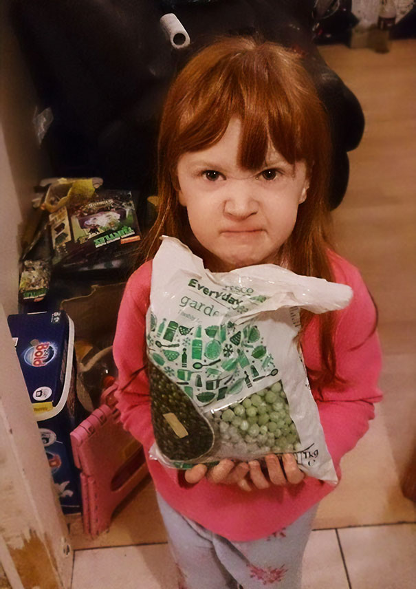 This Little Girl Asked For Frozen Gifts This Christmas