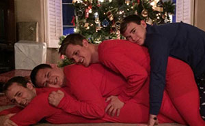 Jimmy Fallon Asked People To Share Their Dumb Holiday Traditions, And The Responses Are Hilariously Entertaining