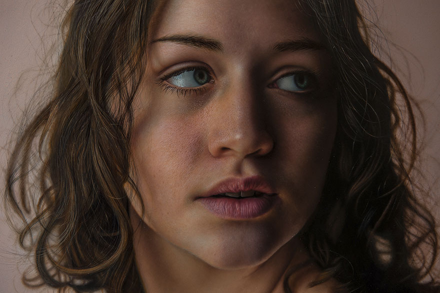 hyper realistic paintings marco grassi 15 5a37b5cb165bb  880 - This Artist Will Blow Your Mind Once You Realize These Are Not Photos At All