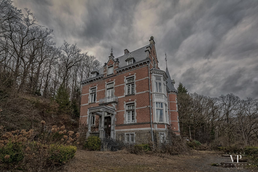 I Photographed This Abandoned Beauty