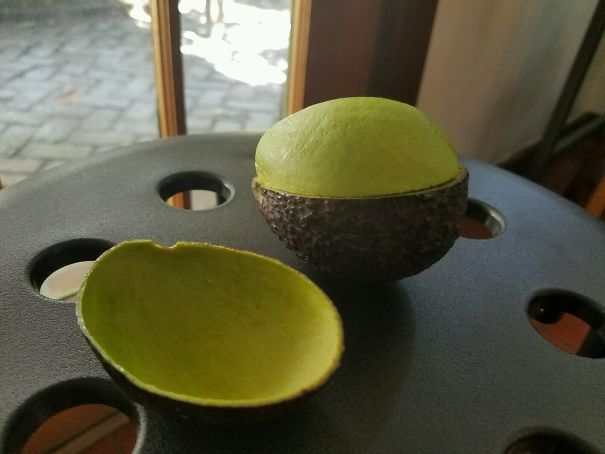 This Avocado Is Perfectly Cut