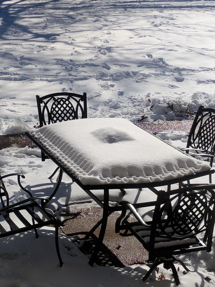 The Snow On This Patio Table Looks Like A Pastry Pie