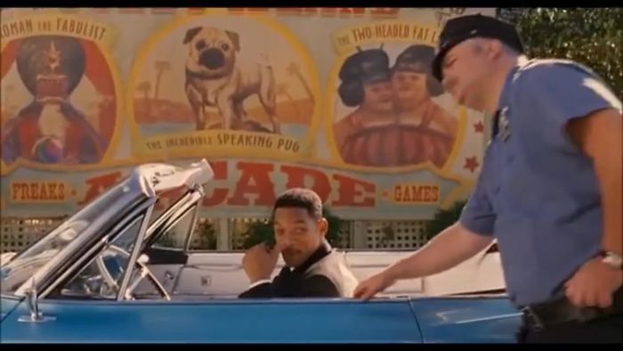 In The Movie Men In Black 2, There’s A Talking Pug Named Frank. When Agent J Goes Back To 1969 In Men In Black 3, He Gets Pulled Over By Police In Front Of A Billboard A Advertising A Circus And Featuring A Talking Pug