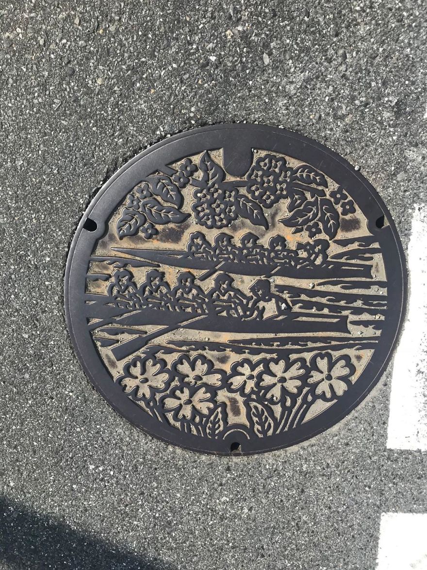 Amazing Japanese Manhole Covers