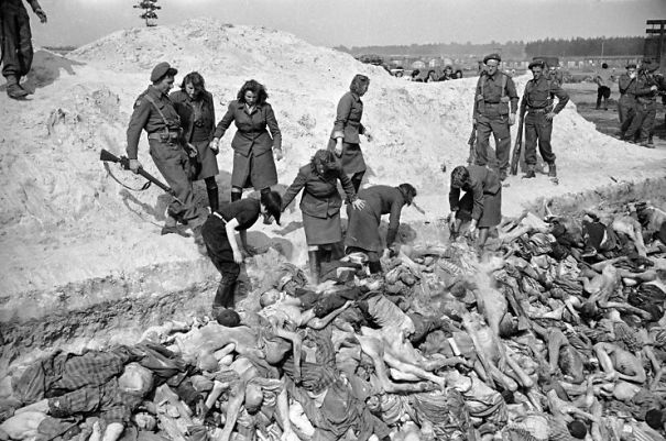BergenBelsen_1945_UK_Army_and_Fem_SS_Mass_Grave_George_Rodger_Kike_TimeLife_Kike_Getty-5a586f769ac44.jpg