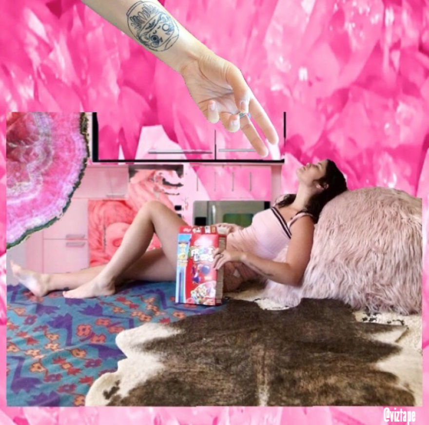 Girl Turns Her Schizophrenic Perceptions Into Trippy Self-Portaits