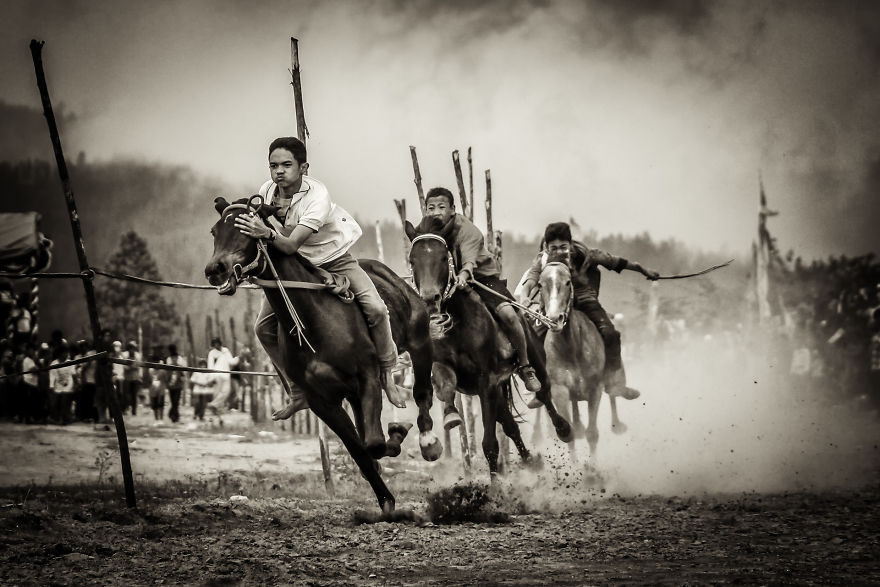 A Day Spent With Locals In The Highlands Of Sumatra Capturing A Traditional Horse Race