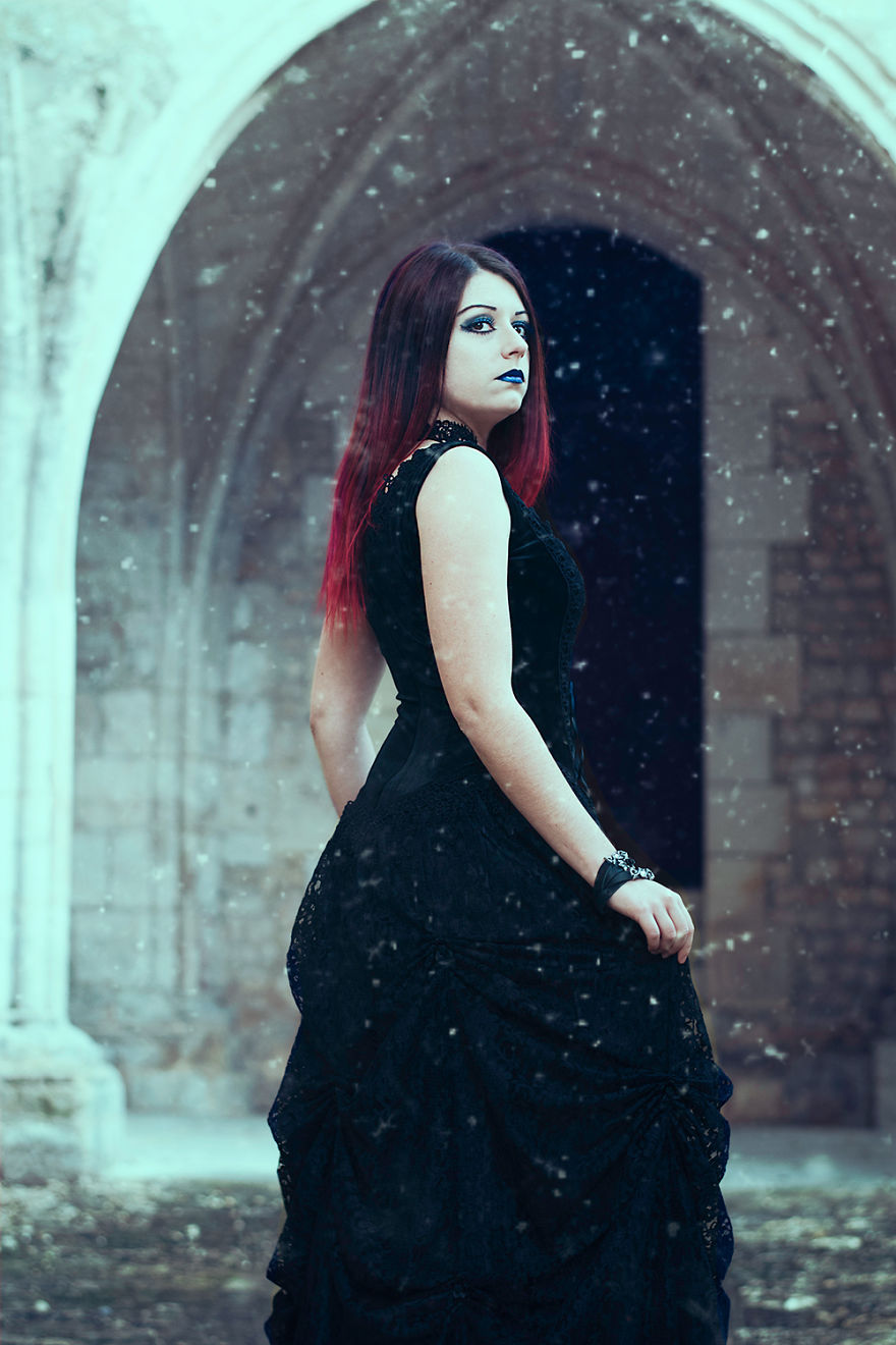 I Use My Camera And Photoshop To Transform Reality Into Darkness And Fantaisy