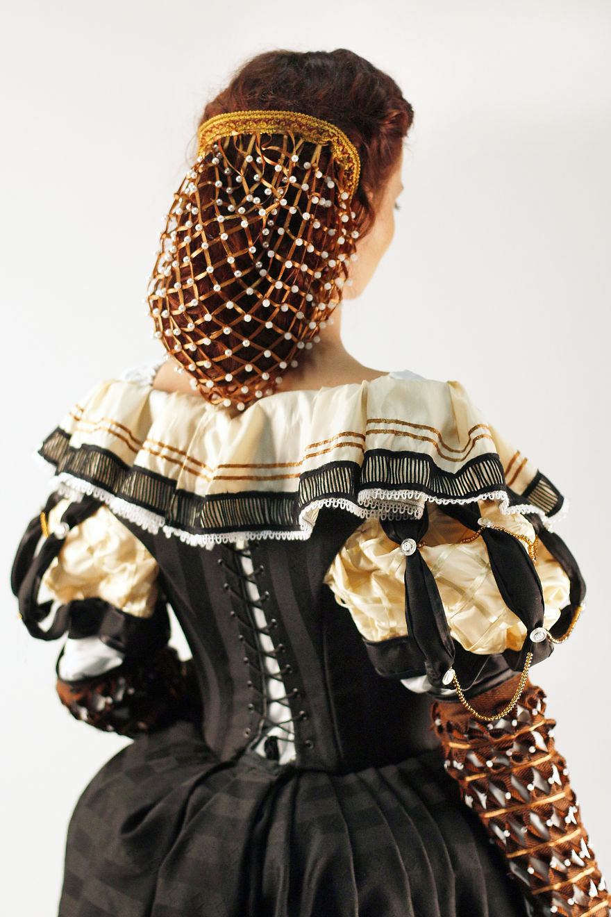 Historical Dress On A Tight Budget? The Results Are Even Tighter!