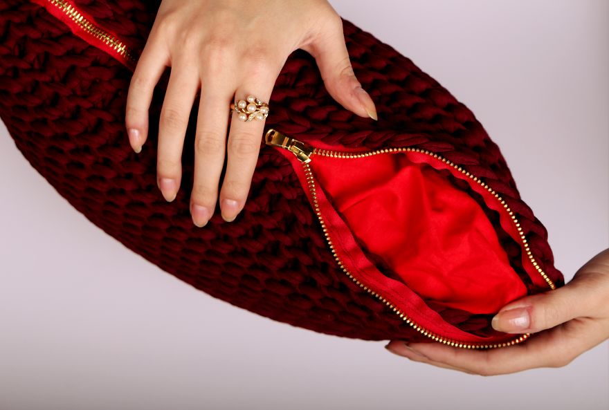 You Will Have To Fight Your Friends &ndash; And Pets! &ndash; To Snuggle With These Eco-Friendly Pillows