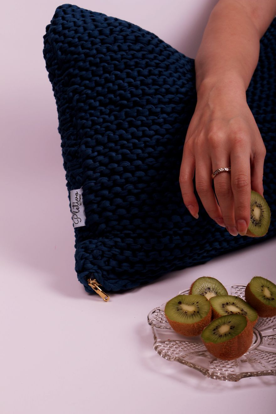 You Will Have To Fight Your Friends &ndash; And Pets! &ndash; To Snuggle With These Eco-Friendly Pillows