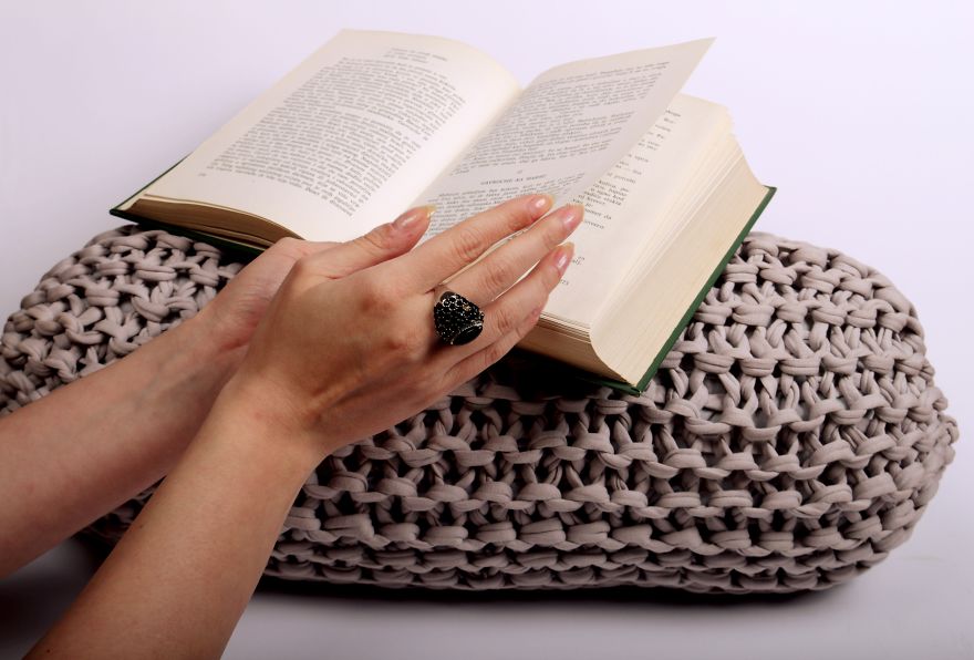 You Will Have To Fight Your Friends &ndash; And Pets! &ndash; To Snuggle With These Eco-Friendly Pillows