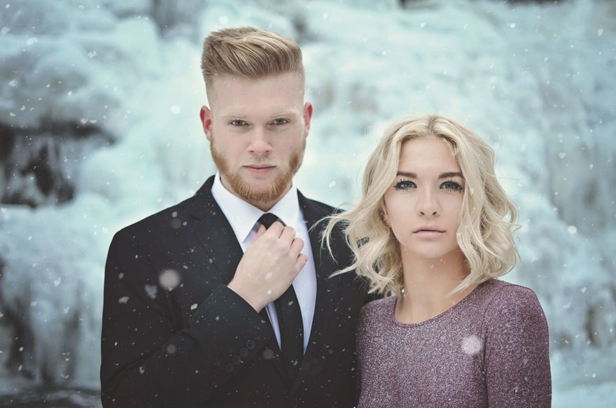 Couple Braves The Cold For Their Engagement Photoshoot And The Photos Are Breathtaking