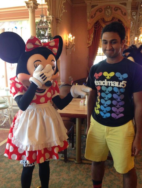 My Friend Went To Disneyland Wearing The Wrong Shirt