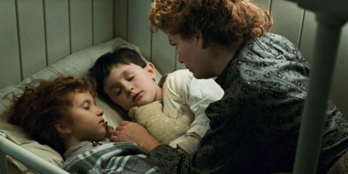 In Titanic, As The Ship Sinks This Woman Is Heard Telling Her Children About "Tír Na Nóg, The Land Of Eternal Youth And Beauty". In Irish Mythology, Tír Na Nóg Can Be Reached By Going Under Water Or Across The Sea